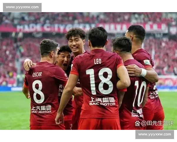 海港 1-3 遭逆转!先赛 1 场仅领先成都 2 分,中超争冠变天 海港 1-3 遭逆转!先赛 1 场仅领先成都 2 分,中超争冠变天