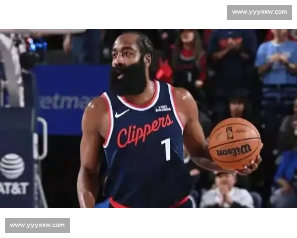 尼克斯对决快船双方全力争胜 球迷期待激烈对抗与精彩表现